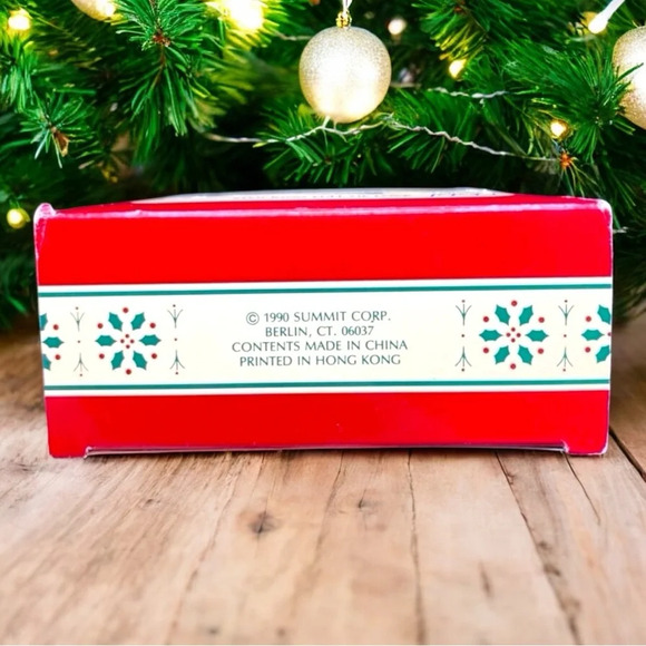 VINTAGE 1990 Carlton Cards Heirloom Collection Kitten in a Stocking Ornament - Picture 8 of 9